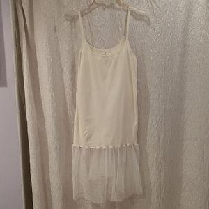 Tank top with lace extension
